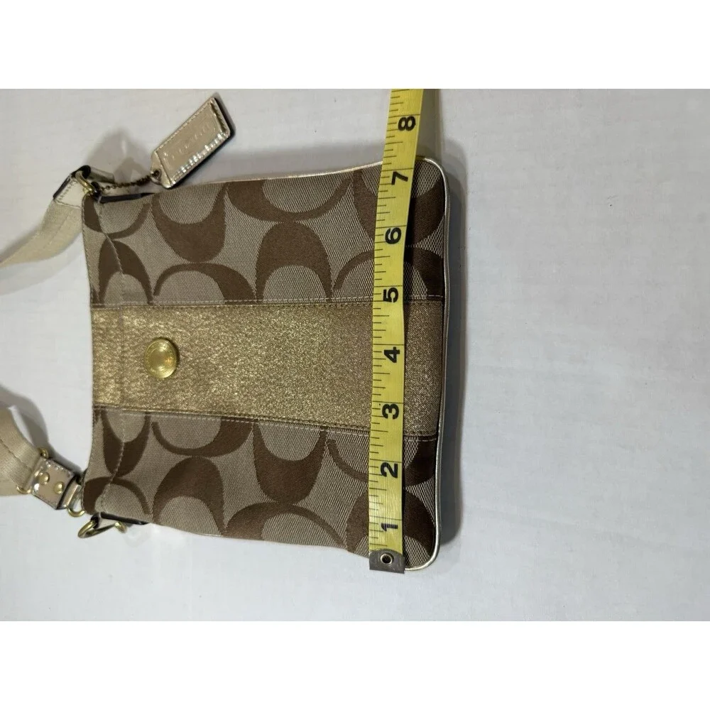 Coach‎ Signature Jacquard Gold Lurex Swingpack Crossbody Bag North South 42246